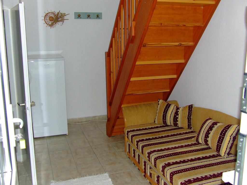Relax Apartmans Balatonszárszó 외부 사진